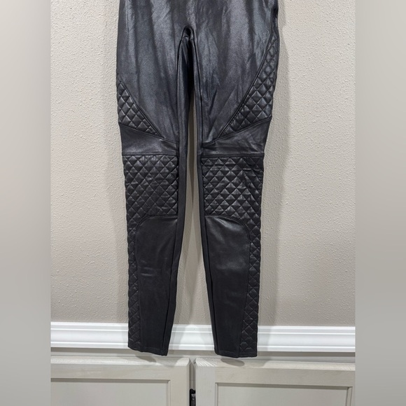 Spanx Very Black Leather Moto letting - Picture 3 of 6